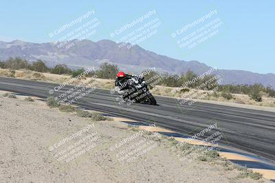 media/Dec-04-2025-Racers Edge (Thu) [[5ebc9f124d]]/2-A Group/1-Session 2 (Turn 7 Inside)/